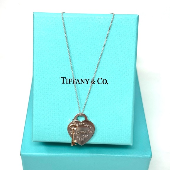 Authentic Tiffany & co. Return To Heart Tag / Key Necklace. - Picture 11 of 13